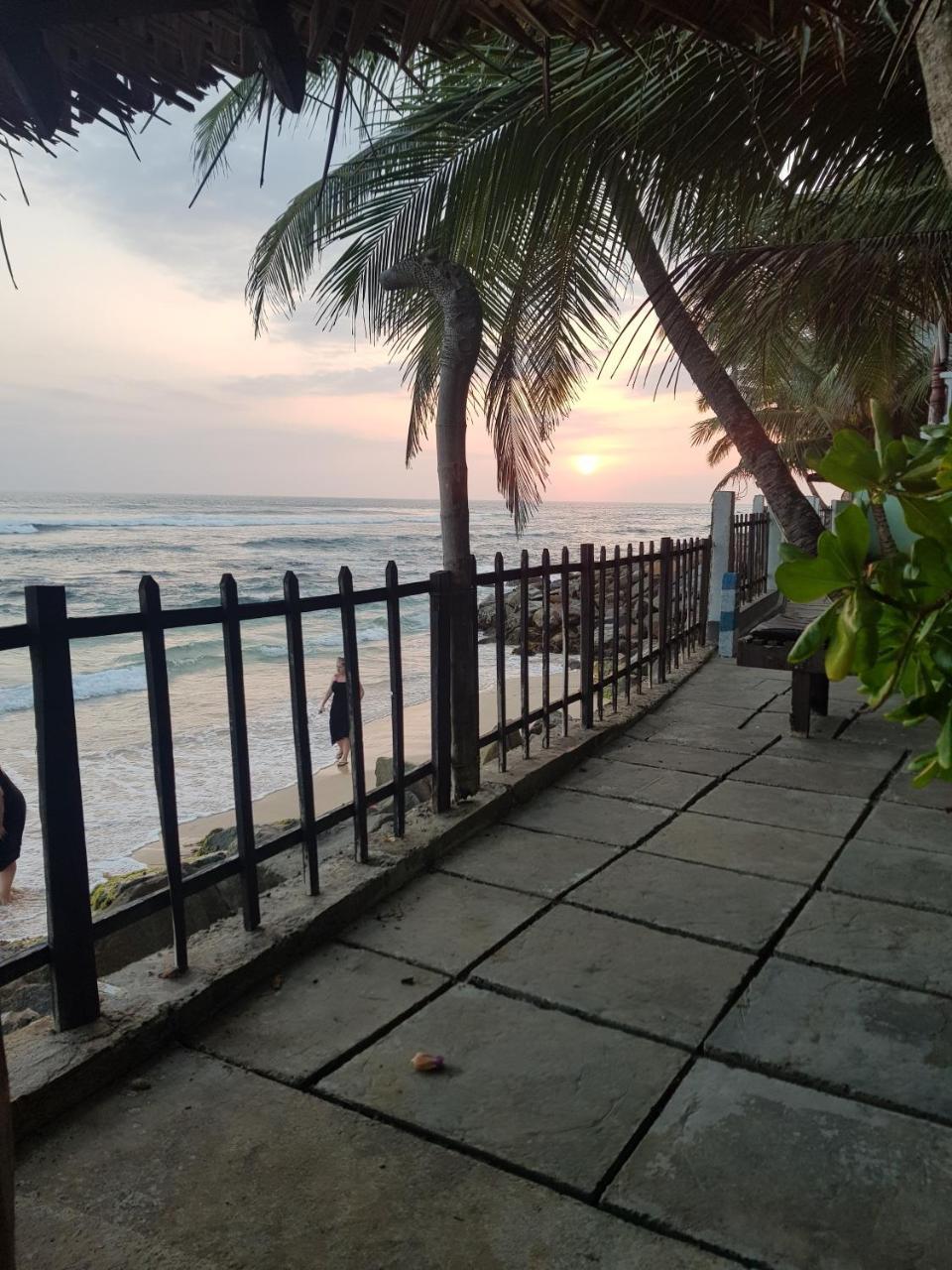 فندق Rainbow Surf Beach كوغولا المظهر الخارجي الصورة